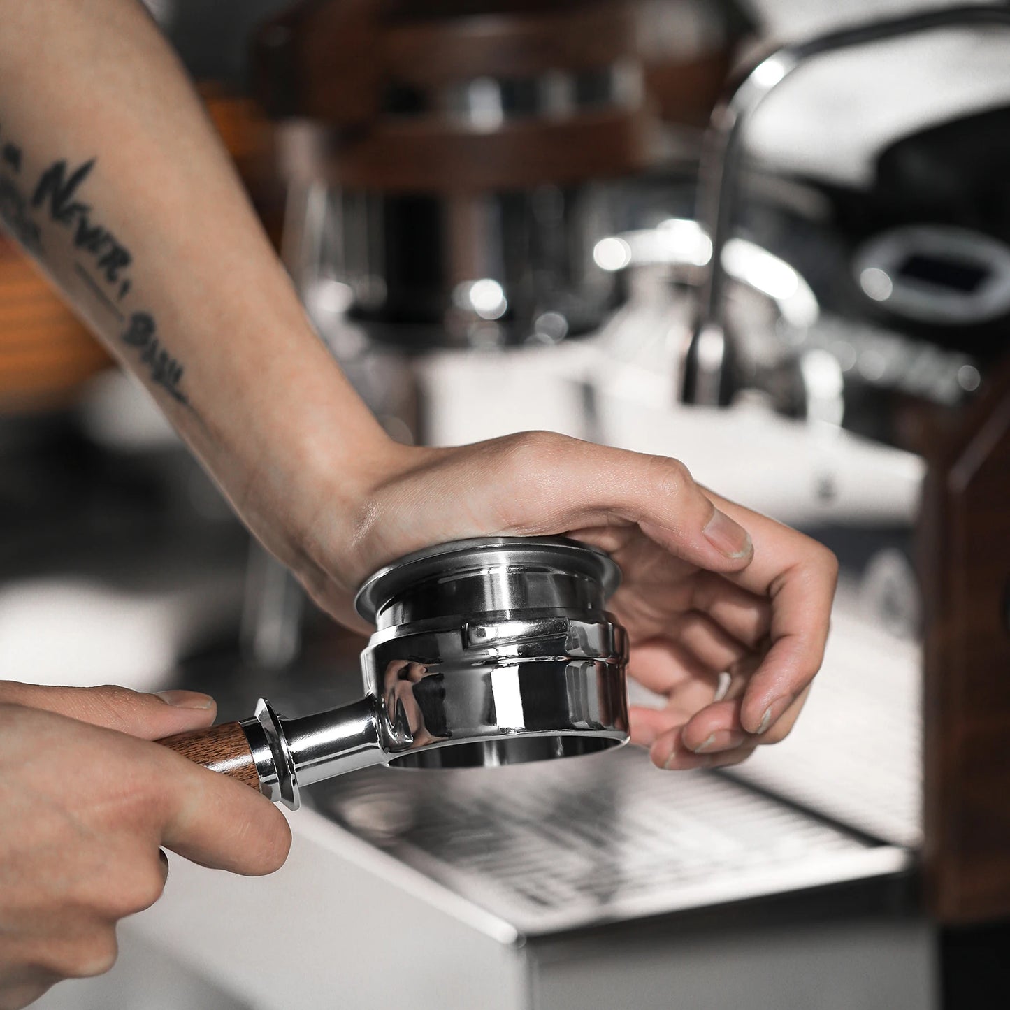 MHW-3BOMBER BEP Butterfly Coffee Filter - POCILLO